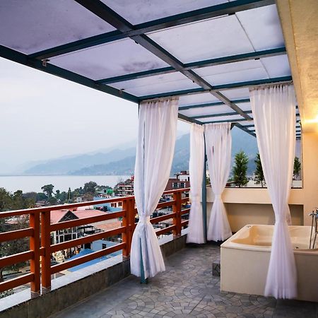 Pokhara Alpine And Springs酒店 外观 照片