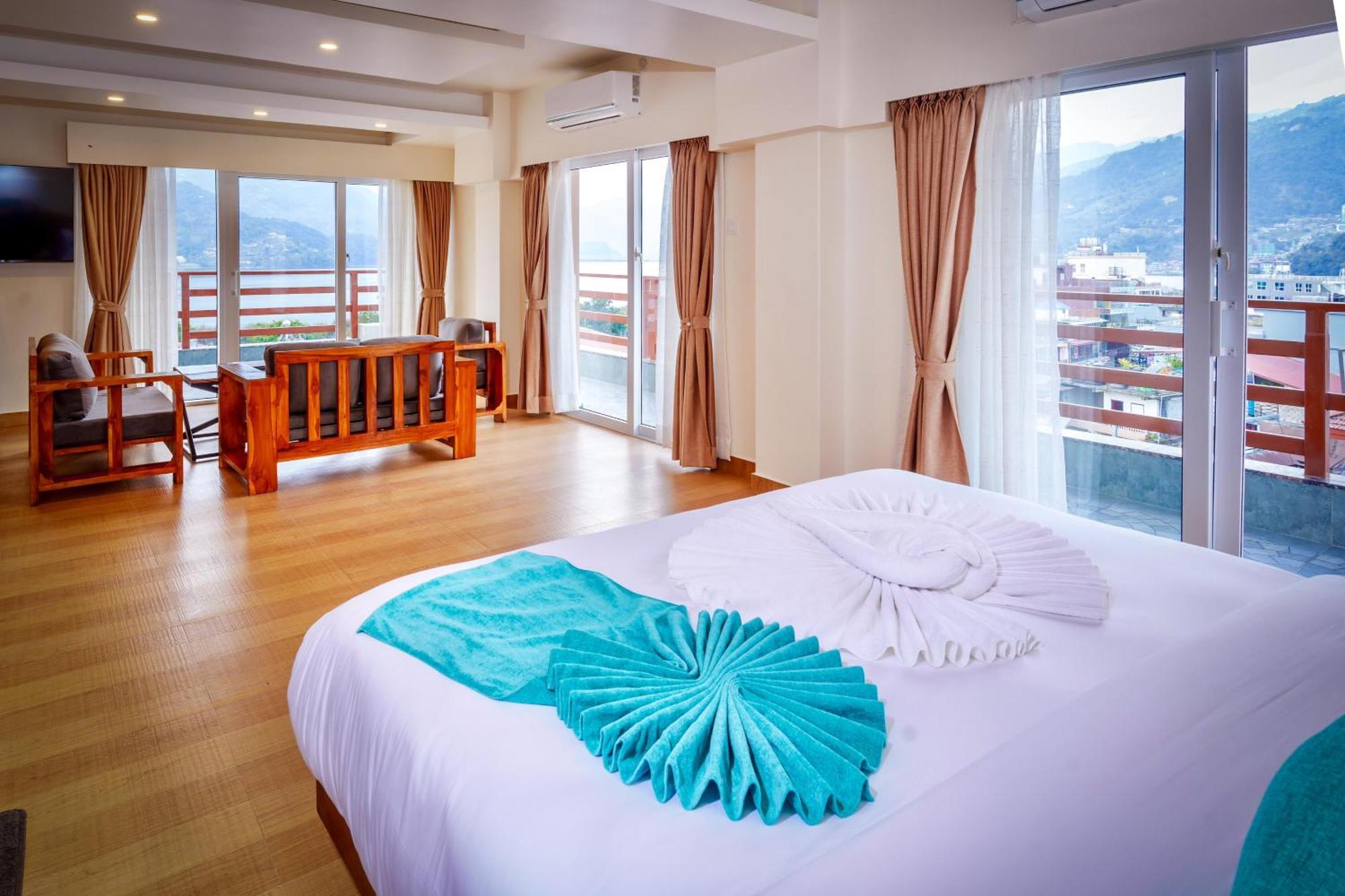 Pokhara Alpine And Springs酒店 外观 照片