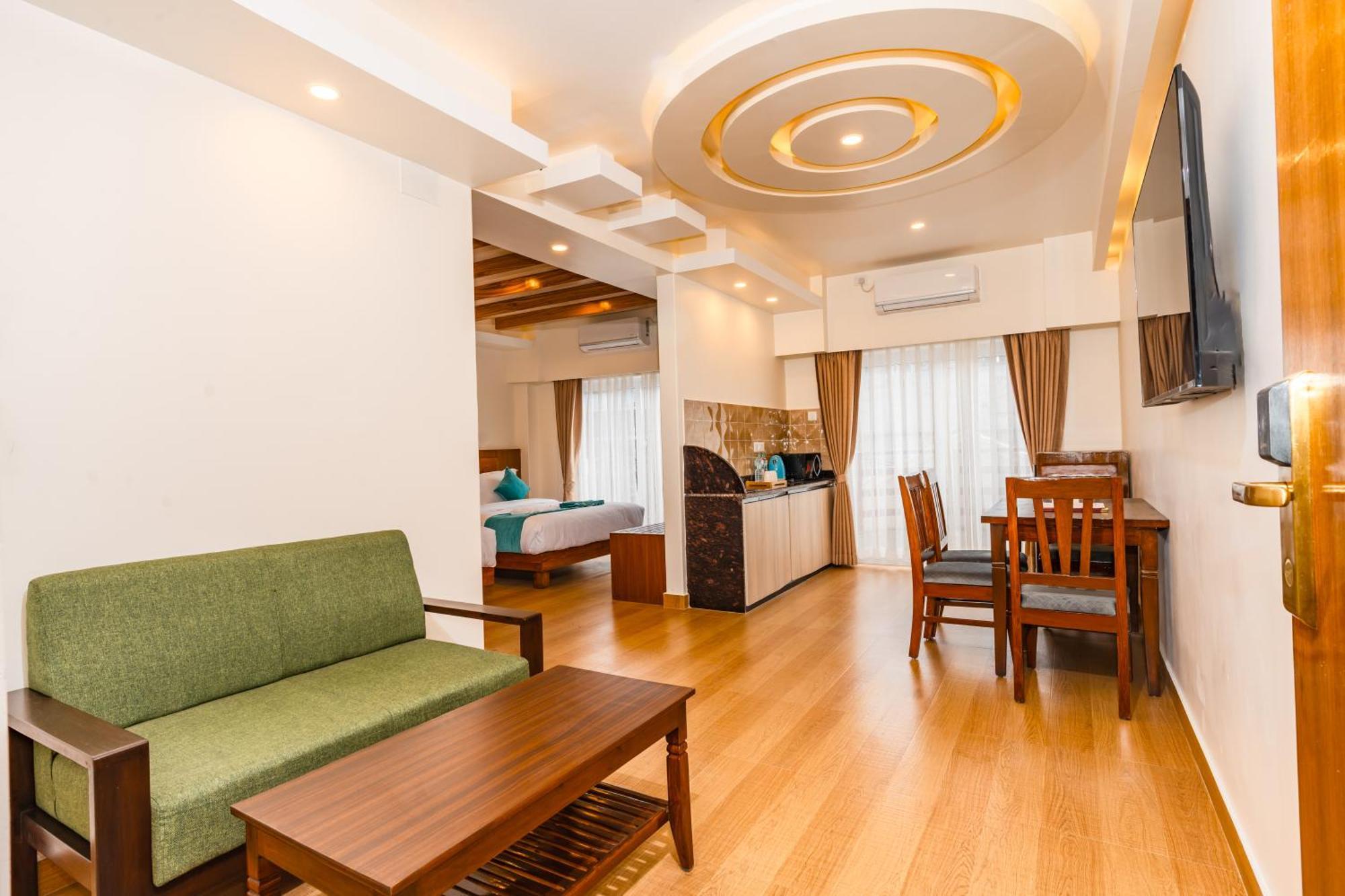 Pokhara Alpine And Springs酒店 外观 照片