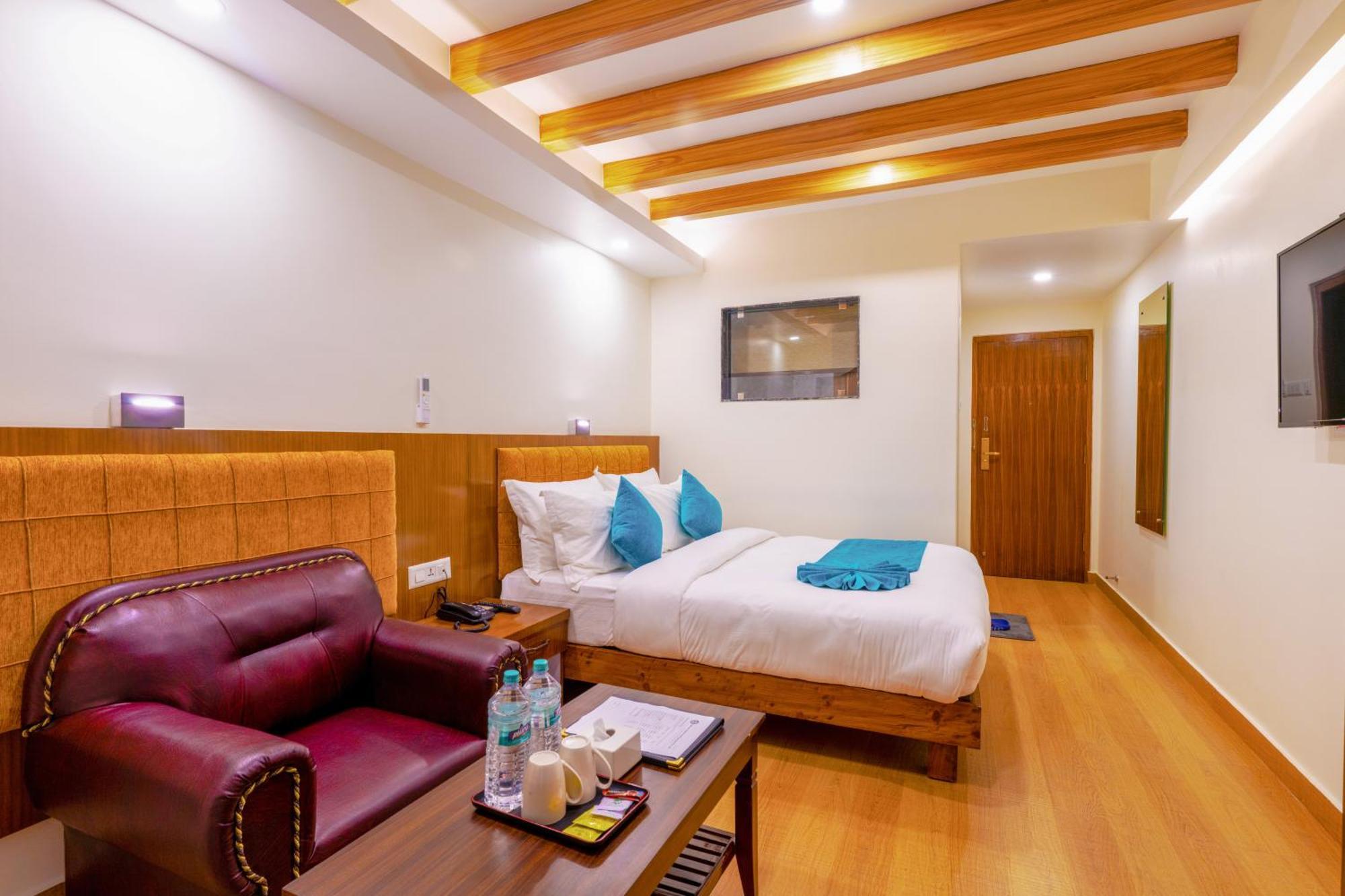 Pokhara Alpine And Springs酒店 外观 照片